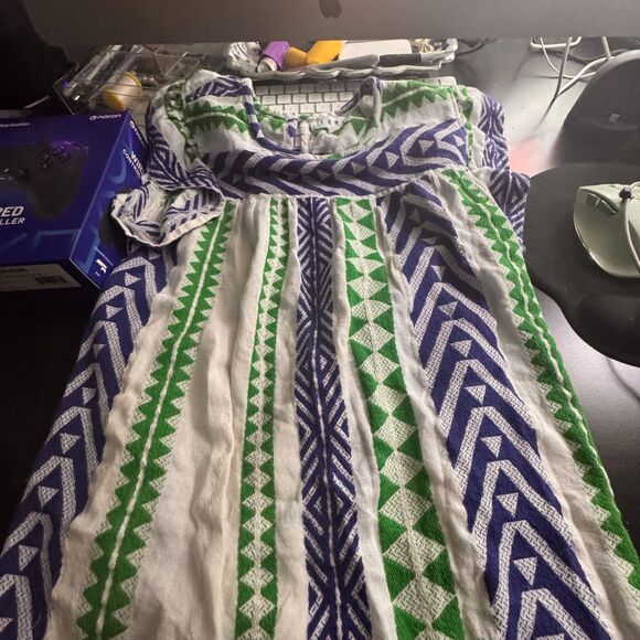 THML Geometric Embroidered Flutter Sleeve Top Women’s Size M Boho Resort - Picture 8 of 8